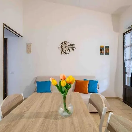 Holiday home A 4 Minuti Dal Mare E Dal Centro Paese! Incantevole Indipendente Con Giardino