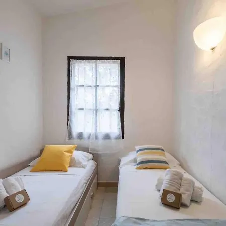A 4 Minuti Dal Mare E Dal Centro Paese! Incantevole Indipendente Con Giardino Holiday home
